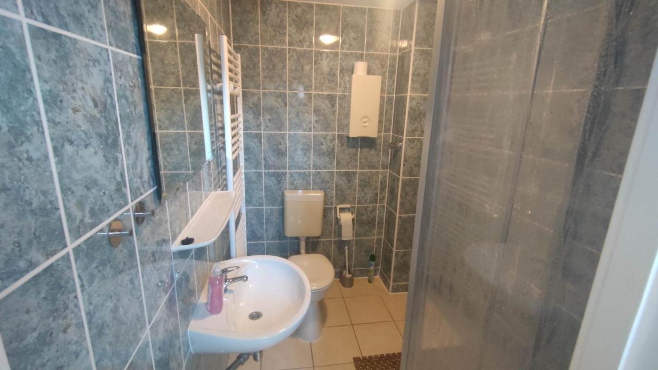 Fewo3-1 Zim-2 Einz Bett-2 Pers-Kueche-Dusche Wc Berlim Exterior foto